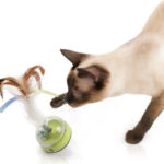 SmartyKat Silly Spinner Electronic Motion & Light Cat Toy,